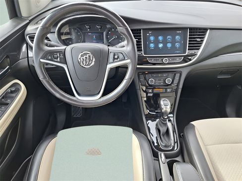 Used 2020 Buick Encore Preferred image 9