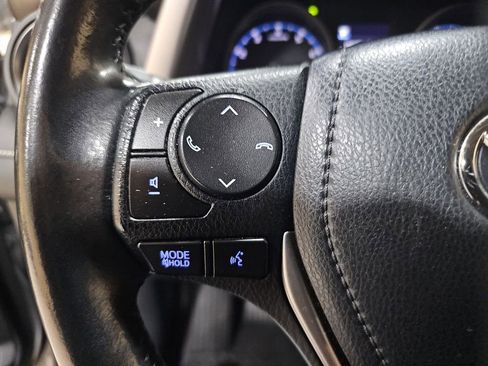 Certified 2018 Toyota RAV4 XLE image 11