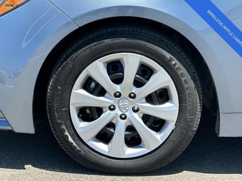 Used 2024 Toyota Corolla LE FWD image 30