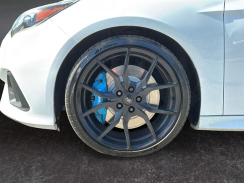 Used 2017 Ford Focus RS AWD/4WD image 10