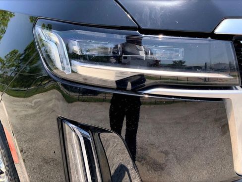 Used 2023 Cadillac Escalade ESV Premium Luxury RWD image 27