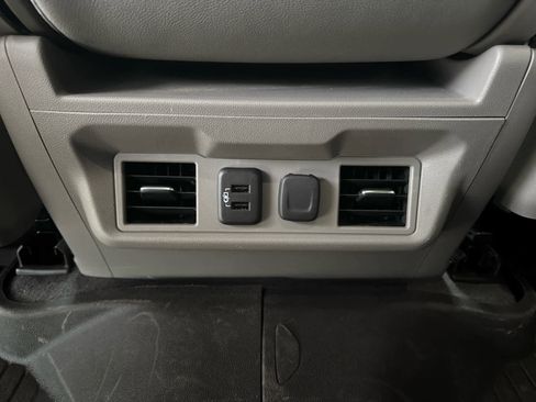 Used 2022 Chevrolet Silverado 3500 LTZ image 26