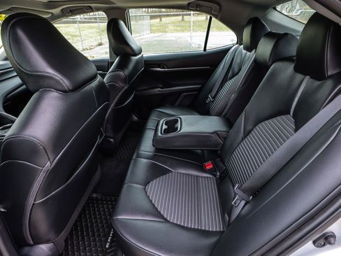 Used 2023 Toyota Camry SE FWD image 38