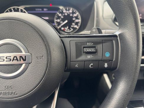Used 2021 Nissan Rogue SV FWD image 21