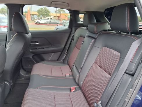New 2026 Nissan Kicks SR FWD image 13