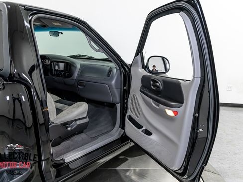 Used 2000 Ford F150 Lightning image 90