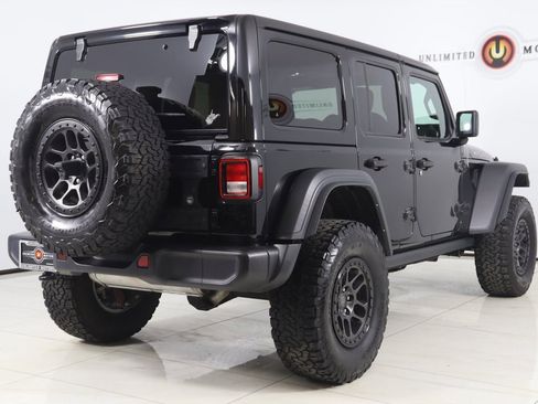 Used 2022 Jeep Wrangler Unlimited Sport image 3