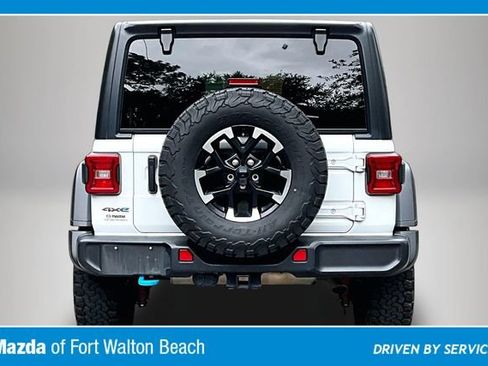 Used 2024 Jeep Wrangler Unlimited Rubicon 4xe AWD/4WD image 6