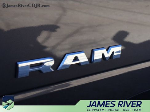 Used 2022 RAM 2500 Big Horn w/ Level C Equiment Group image 14