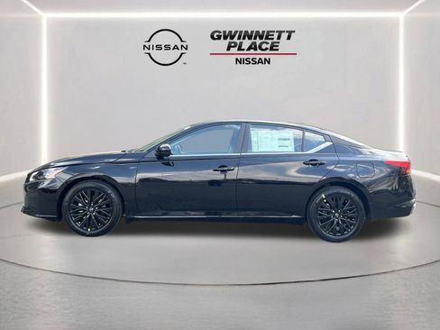 New 2026 Nissan Altima 2.5 SV image 21