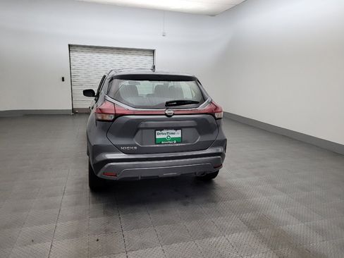 Used 2024 Nissan Kicks S FWD image 6