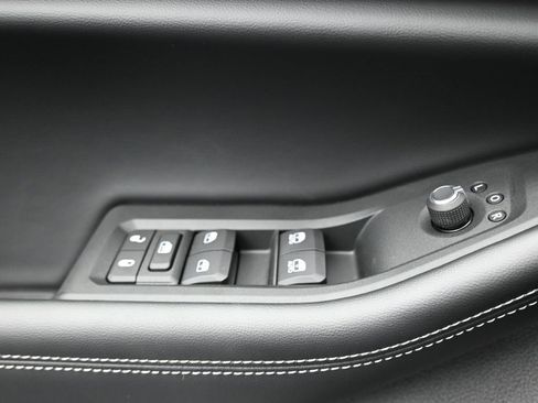 New 2025 Jeep Grand Cherokee L Limited w/ Black Appearance Package image 28