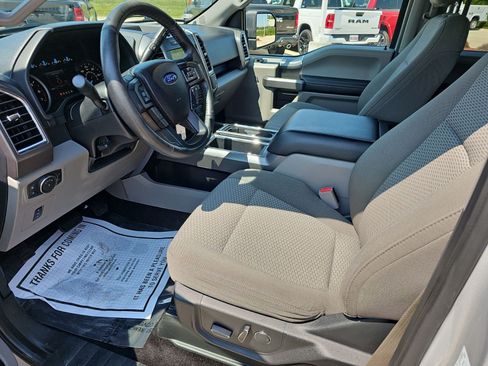 Used 2017 Ford F150 XLT w/ Equipment Group 302A Luxury AWD/4WD image 17
