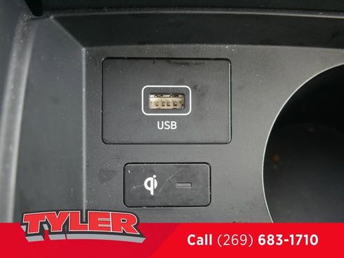 Used 2022 Hyundai Santa Fe SEL image 35