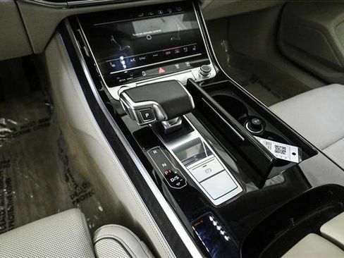 Used 2020 Audi A8 L 3.0T image 12