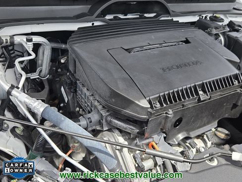 Used 2024 Honda Pilot Touring image 19