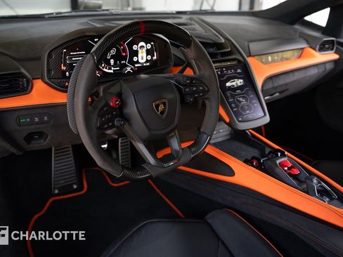 Used 2024 Lamborghini Revuelto AWD/4WD image 21