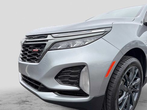 Used 2023 Chevrolet Equinox RS w/ LPO, Floor Liner Package AWD/4WD image 10