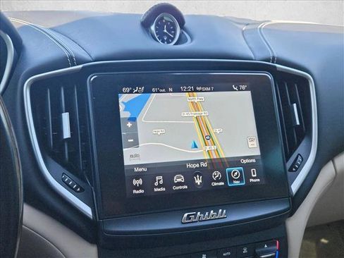 Used 2020 Maserati Ghibli S GranLusso image 20