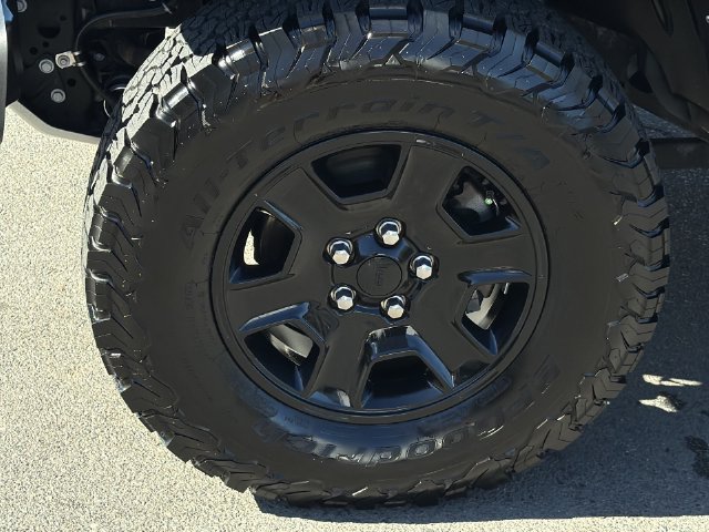 Used 2021 Jeep Gladiator Mojave AWD/4WD image 16