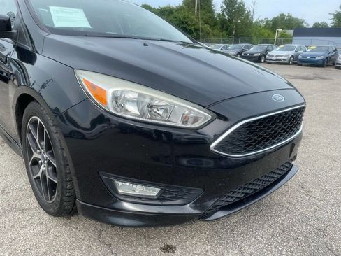 Used 2015 Ford Focus SE w/ SE Sport Package image 11