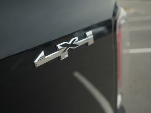 Used 2020 GMC Canyon SLE w/ Elevation Edition image 38