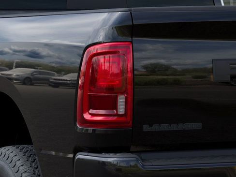 New 2026 RAM 3500 Laramie AWD/4WD image 10