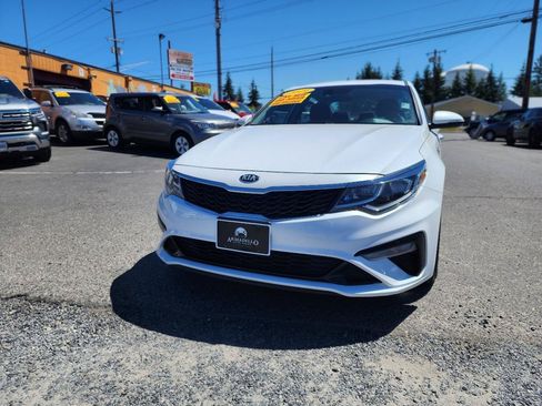 Used 2019 Kia Optima LX FWD image 2