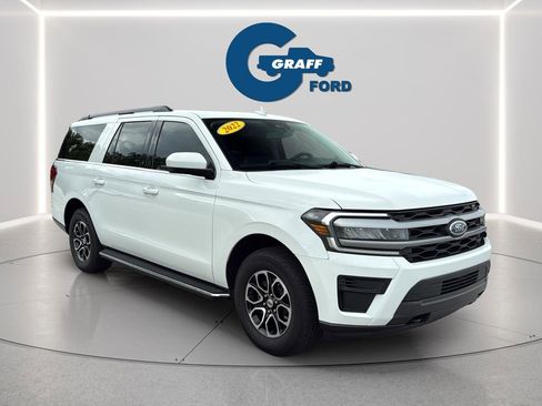 Used 2022 Ford Expedition Max XLT AWD/4WD image 5