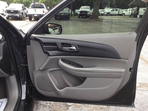 Used 2015 Chevrolet Malibu LT w/ Power Convenience Package FWD image 31