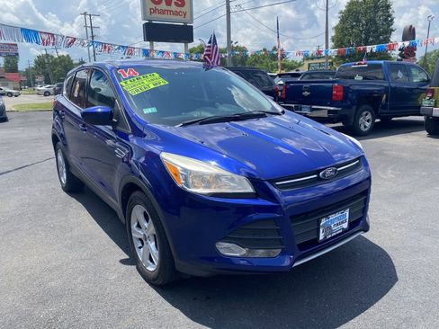 Used 2014 Ford Escape SE image 3