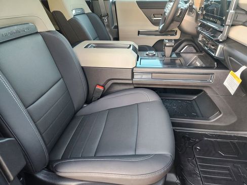 New 2026 GMC Hummer EV SUV image 10