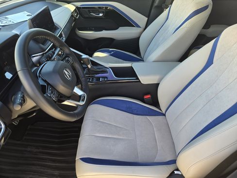 Certified 2025 Acura ADX A-Spec image 11