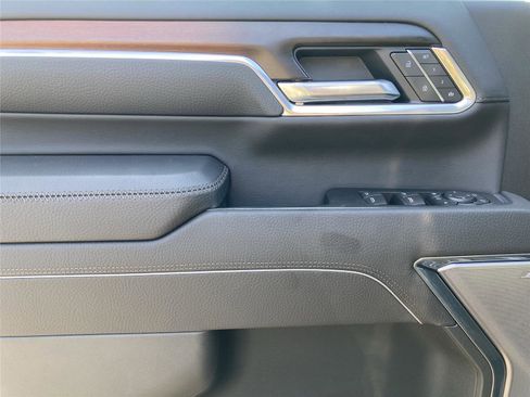 New 2026 GMC Sierra 2500 Denali AWD/4WD image 25
