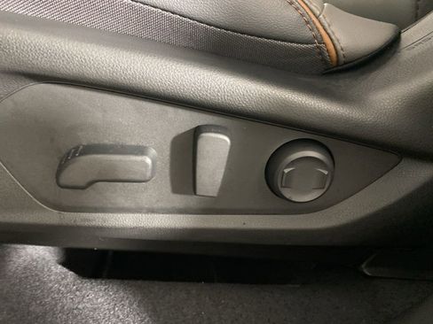 Certified 2025 Subaru Forester Sport image 31