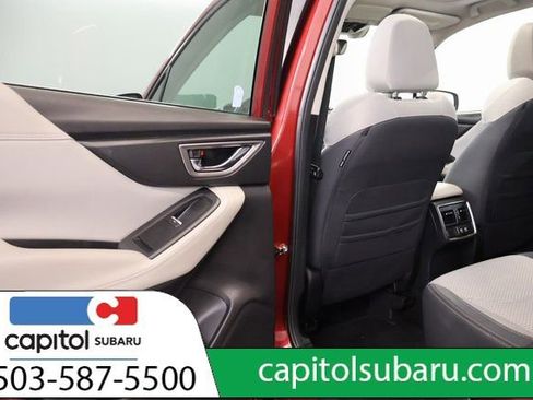 Used 2020 Subaru Forester Premium image 32
