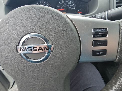 Used 2020 Nissan Frontier SV AWD/4WD image 12