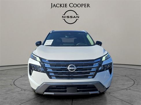 Certified 2025 Nissan Rogue SL w/ SL Premium Package image 8