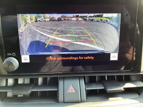 Used 2024 Toyota RAV4 XLE w/ Weather Package AWD/4WD image 17