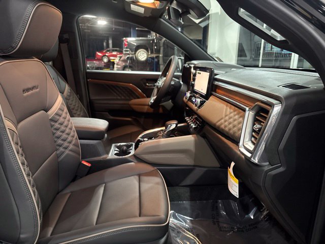 Used 2026 GMC Canyon Denali w/ LPO, Denali Black Edition AWD/4WD image 37