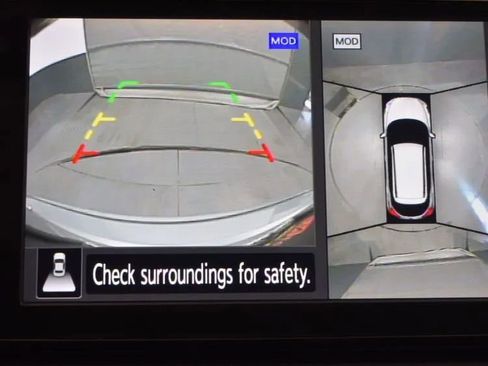 Used 2023 Nissan Kicks SR w/ SR Premium Package FWD image 32