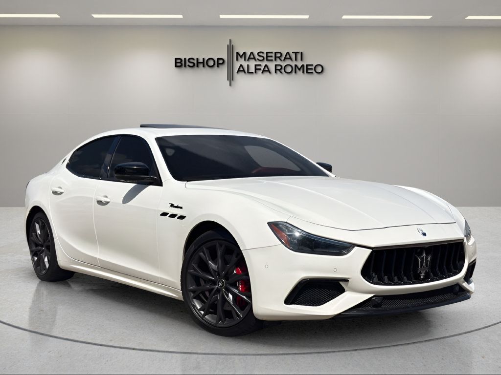 Used 2022 Maserati Ghibli Modena Q4 AWD/4WD image 1