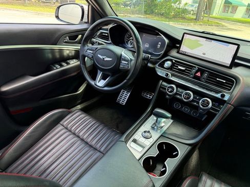 Used 2023 Genesis G70 2.0T w/ Sport Prestige Package RWD image 10