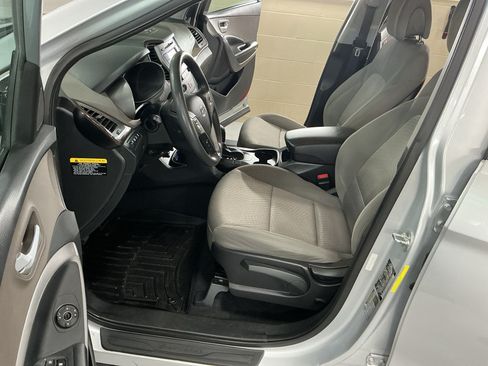 Used 2017 Hyundai Santa Fe Sport AWD/4WD image 11
