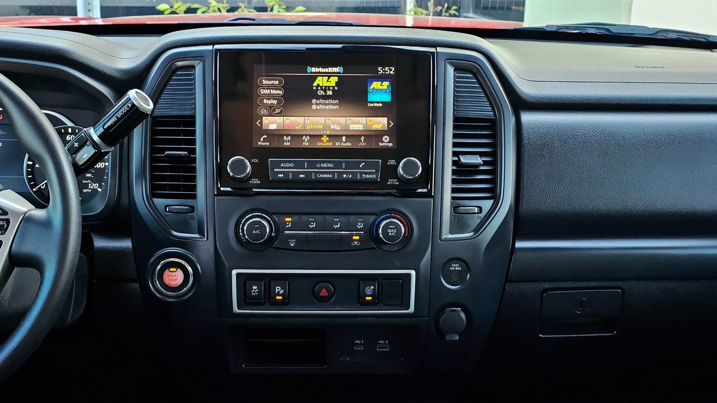 Used 2023 Nissan Titan S w/ S Utility Package RWD image 31
