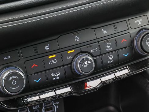 Used 2021 Dodge Durango GT AWD/4WD image 11