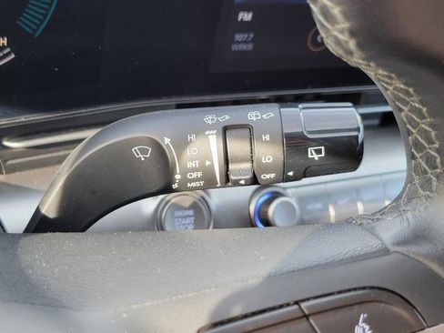 Used 2025 Hyundai Kona SEL FWD image 16