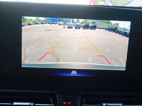 Used 2025 Chevrolet TrailBlazer LT AWD/4WD image 25