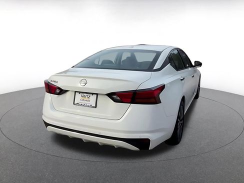 Used 2025 Nissan Altima 2.5 SV image 14