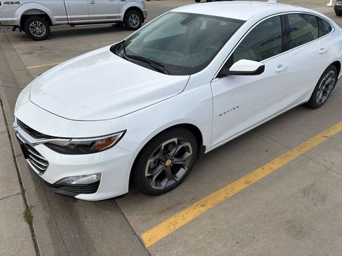 Used 2020 Chevrolet Malibu LT FWD image 8